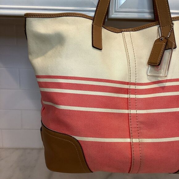 Coach Hadley Variegated Striped Convertible Duffle Satchel Tote - Picture 3 of 15